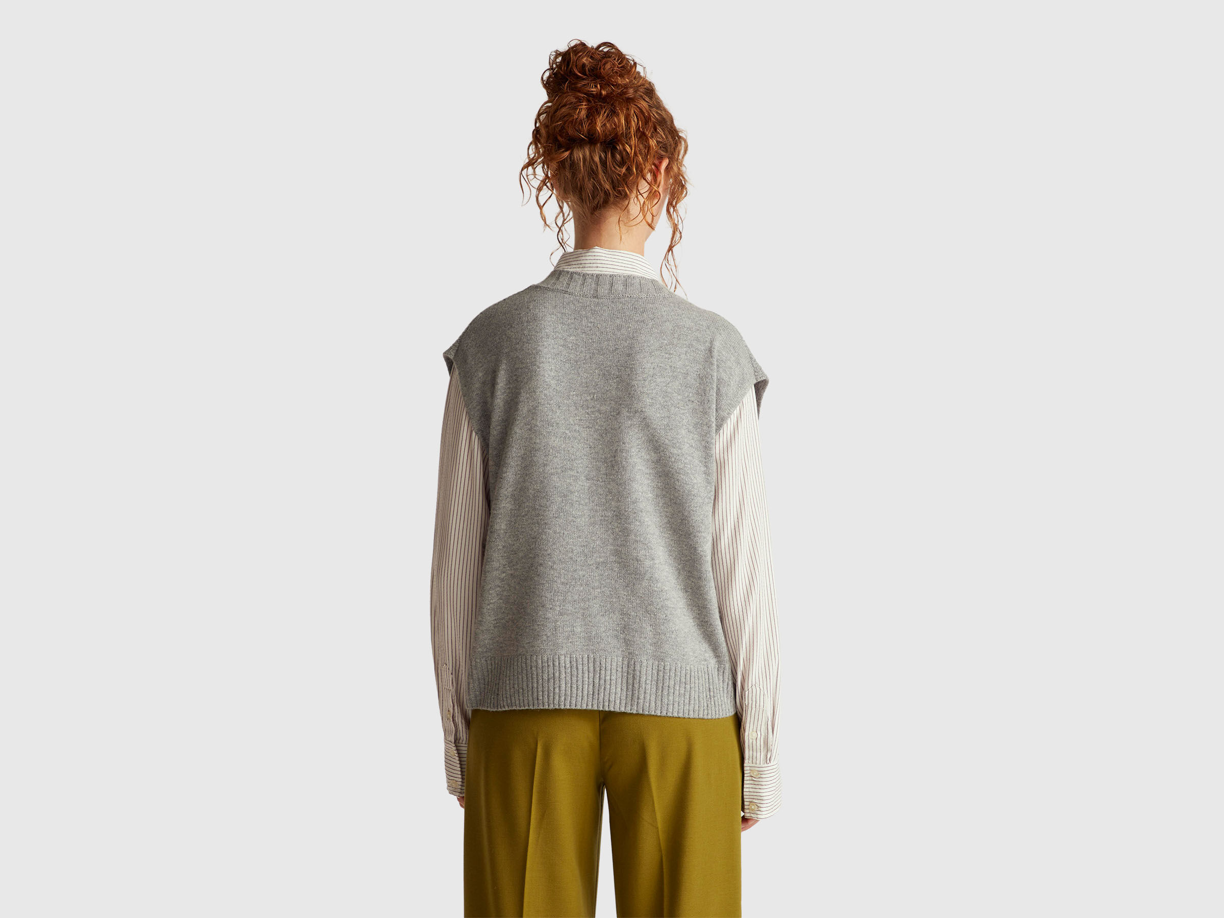 S/L V NECK SWEATER Women image number 2